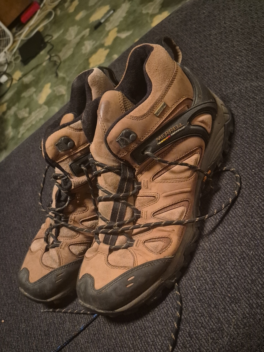 Merrell Men's Tan and Black Waterproof Hiking Boots